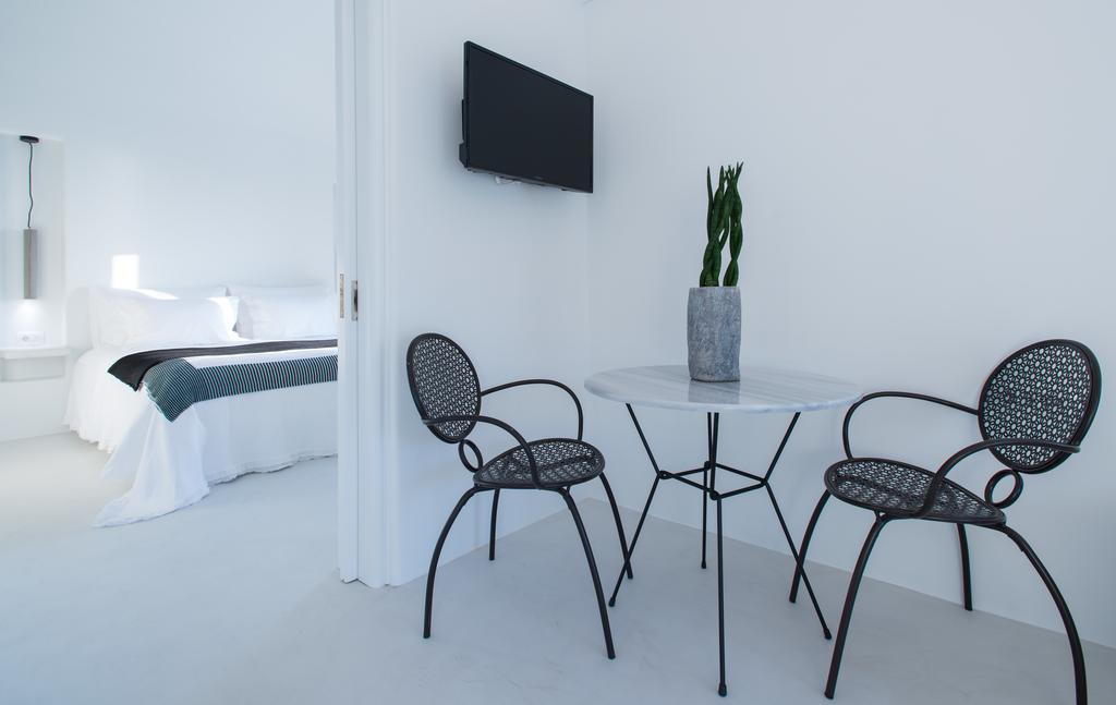 Azar Luxury Villas & Suites 이메로비글리 외부 사진
