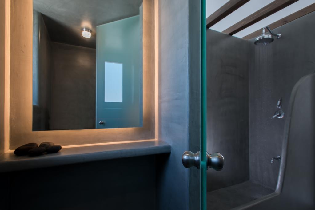 Azar Luxury Villas & Suites 이메로비글리 외부 사진